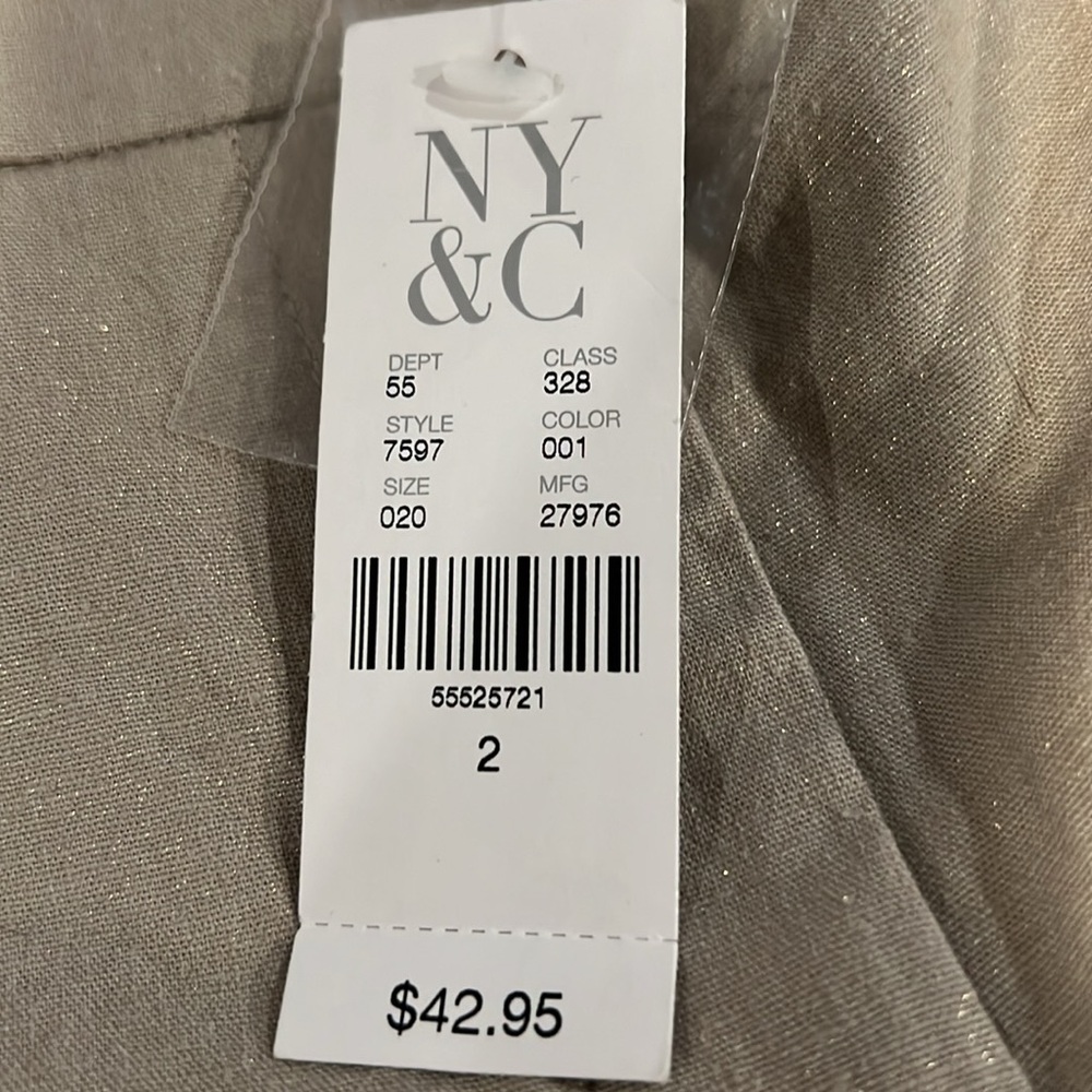 New York and Company Size 2 Bermuda Shorts. NWT. - Picture 6 of 6